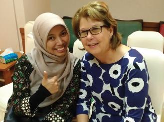 Photo of Dr. Diah Martina and her IDEA-PC mentor, Dr. Janet Abrahm.